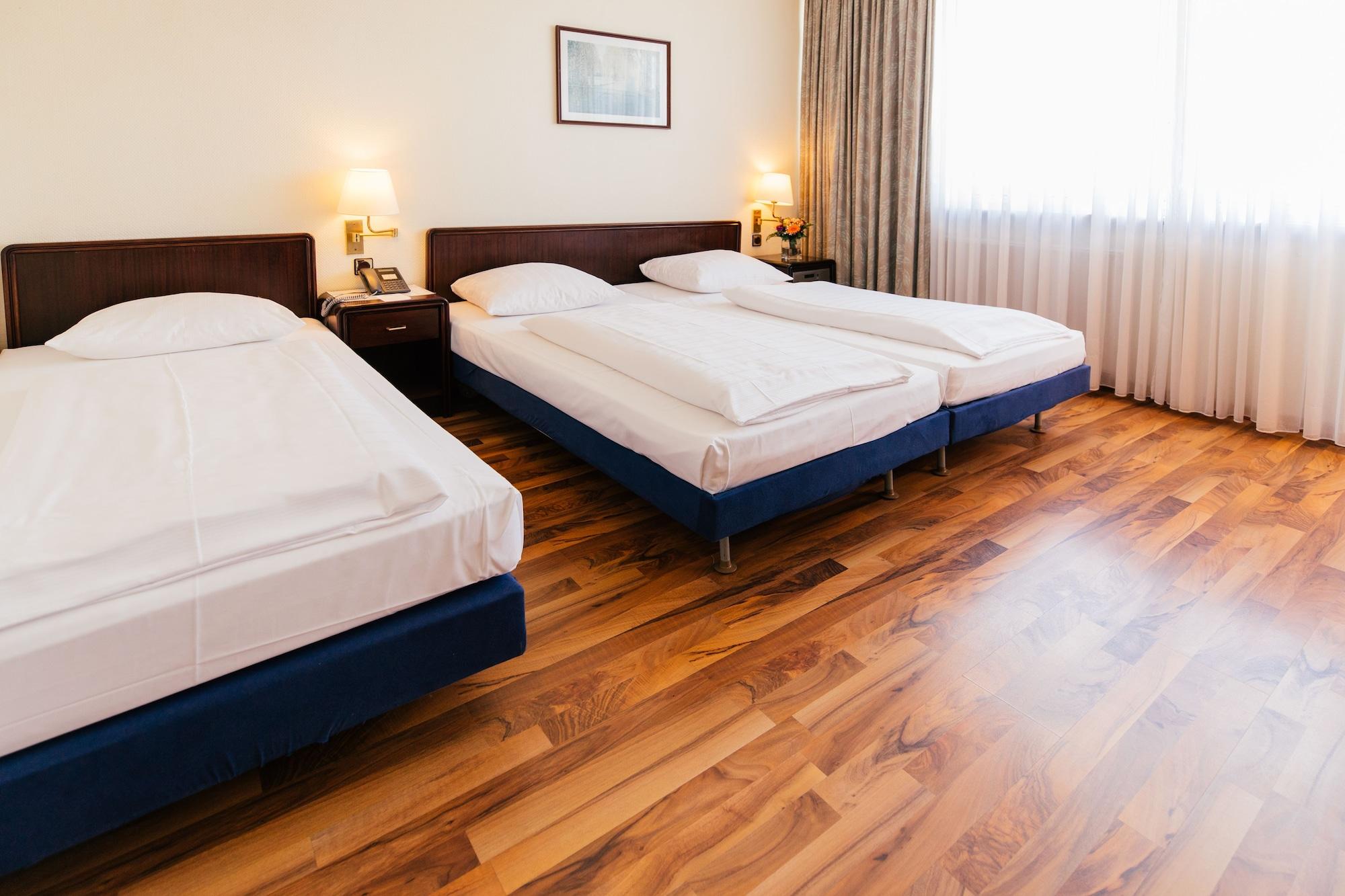 Hotel Excelsior - Central Station Frankfurt am Main Luaran gambar