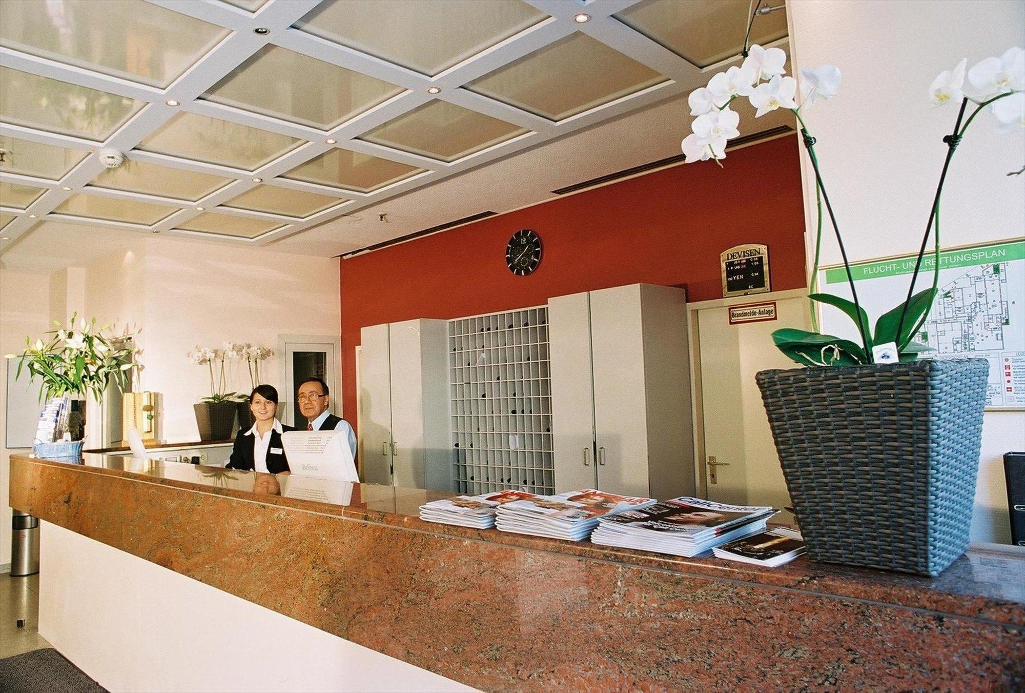 Hotel Excelsior - Central Station Frankfurt am Main Luaran gambar