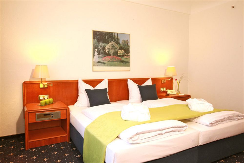 Hotel Excelsior - Central Station Frankfurt am Main Luaran gambar